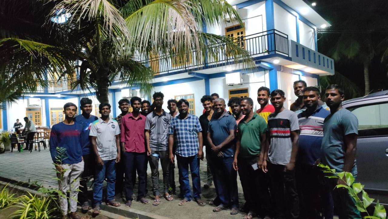 Victory'S Gardens Apartment Mannar Bagian luar foto